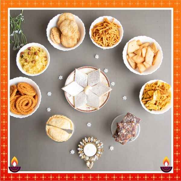 Maharashtrian Diwali Faral Hamper-Pack-9 kg