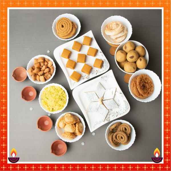 Maharashtrian Diwali Faral Hamper-Pack-4 kg