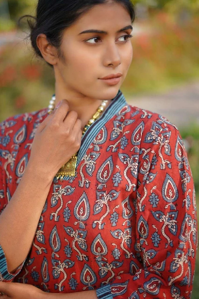 Ajrakh Hand Block Printed V-neck Red-Kurti Set - Image 5