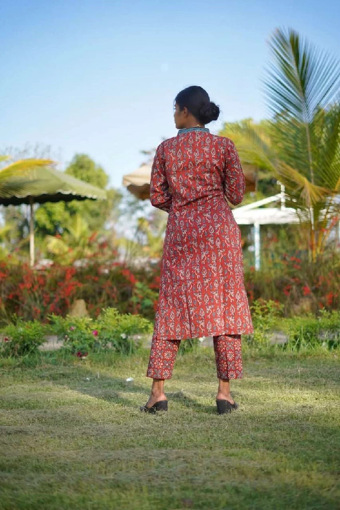 Ajrakh Hand Block Printed V-neck Red-Kurti Set - Image 7