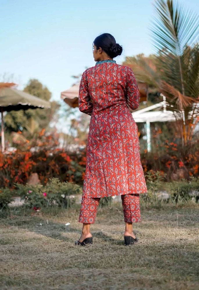 Ajrakh Hand Block-Print Cotton Red Cigarette Pant - Image 3