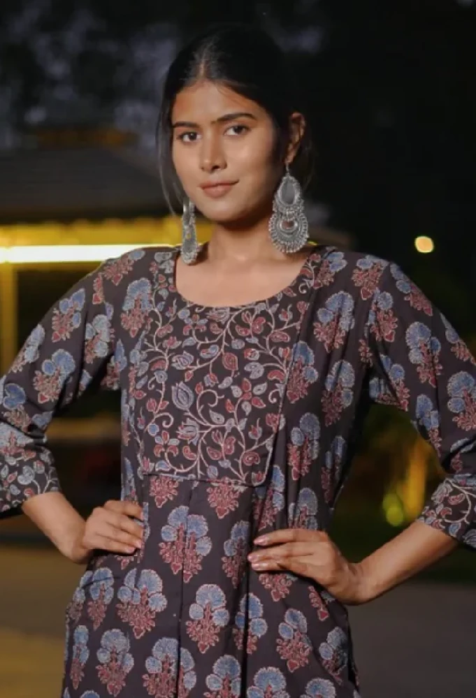 Ajrakh Hand-Block Printed Black Handloom Kurti Set - Image 2
