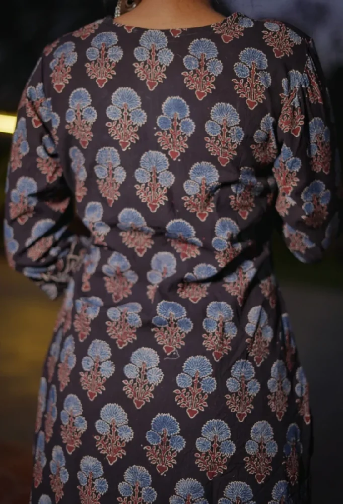 Ajrakh Hand-Block Printed Black Handloom Kurti Set - Image 7