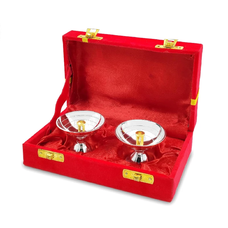 Bengalen Diya Silver Plated with Red Velvet Gift Box Brass Piyali Dia Bengalen Diya Silver Plated with Red Velvet Gift Box Brass Piyali Dia-Pack Size-100 g