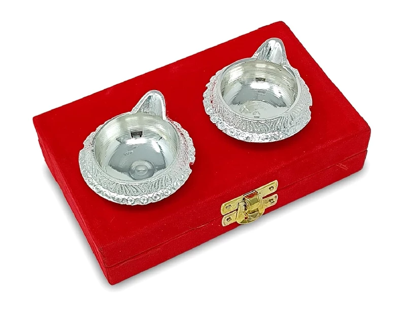 Bengalen Silver Plated Kuber Diya with Red Velvet Gift Box Decorative Dia - Image 3
