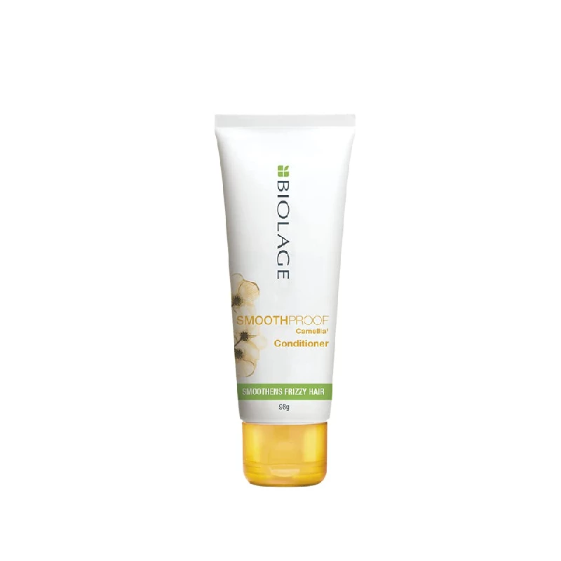 Biolage Smoothproof Deep Smoothing 6-In-1 Professional Hair Serum & Biolage Smoothproof Conditioner - Image 4