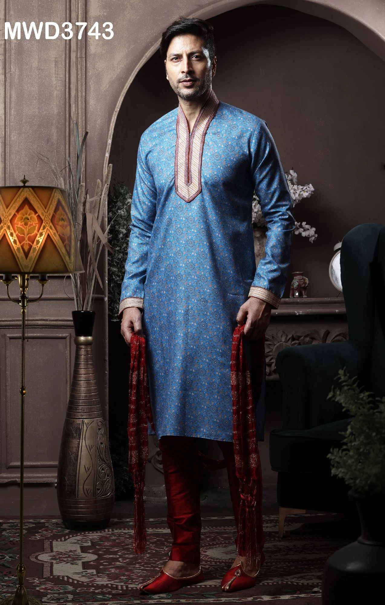 Blue Floral Printed Kurta With Pajama - Image 2