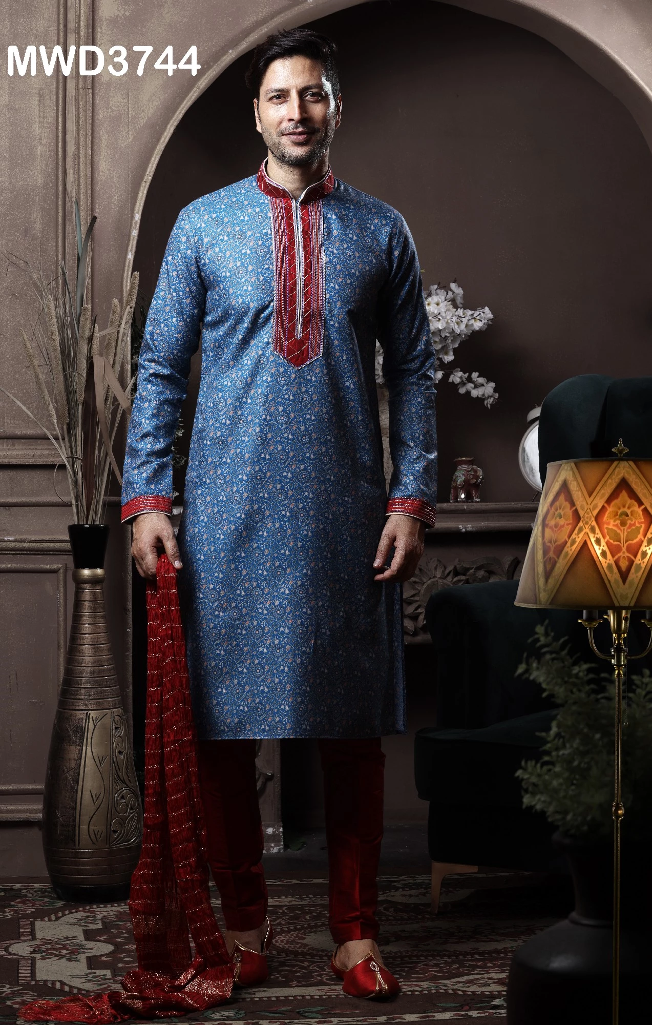 Blue Readymade Floral Printed Kurta Pajama Set - Image 4