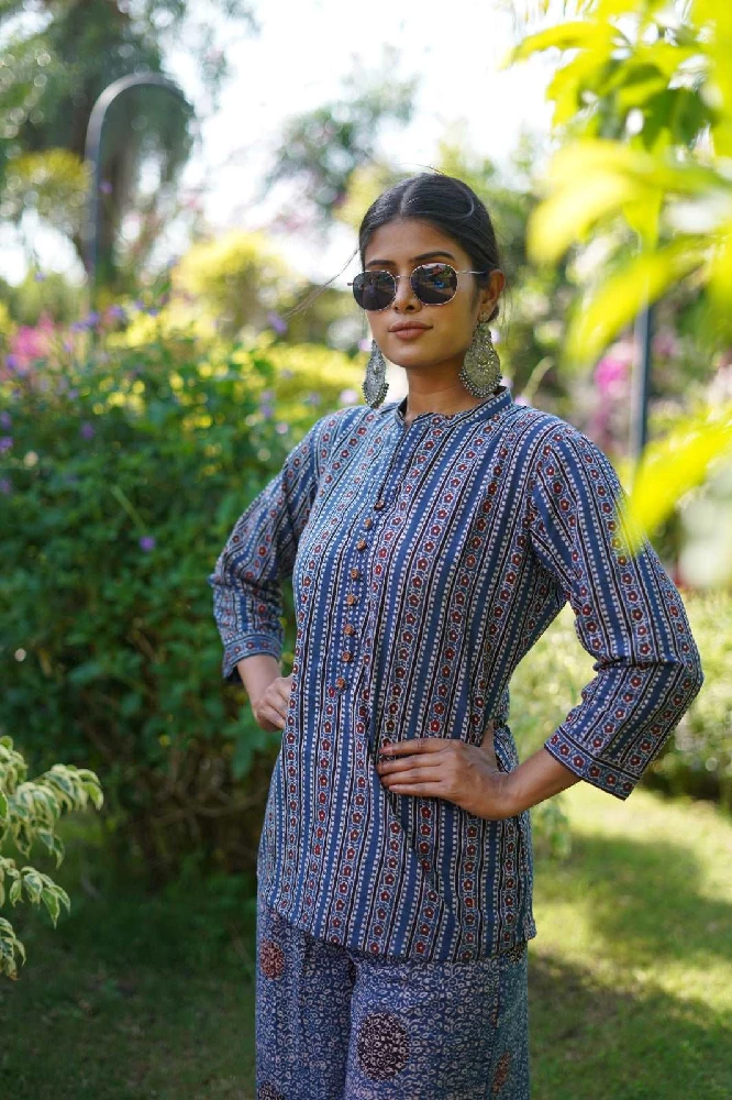 Blue top with Ajrakh Hand Block-Print - Image 3