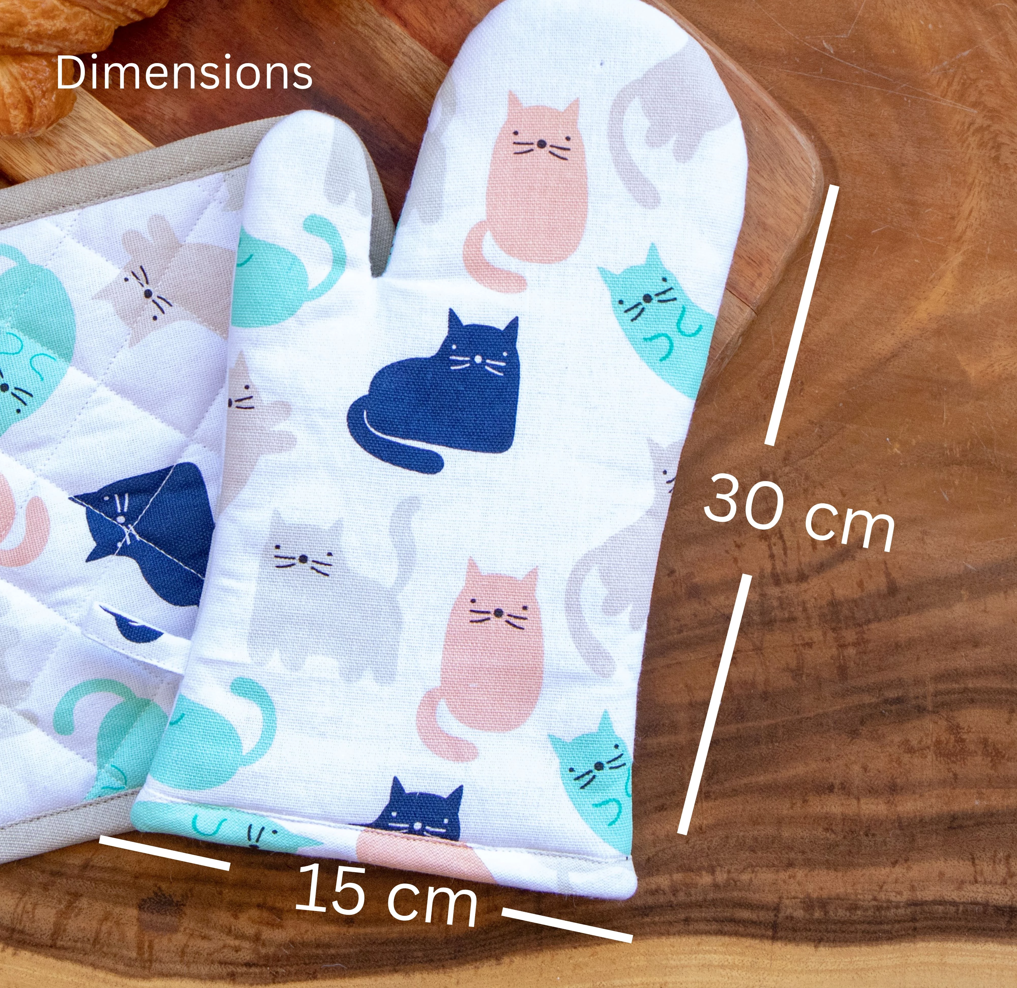 Oak & Lily Combo Set of Cat Print Apron, Microwave Oven Mittens & Pot Holders - Image 2