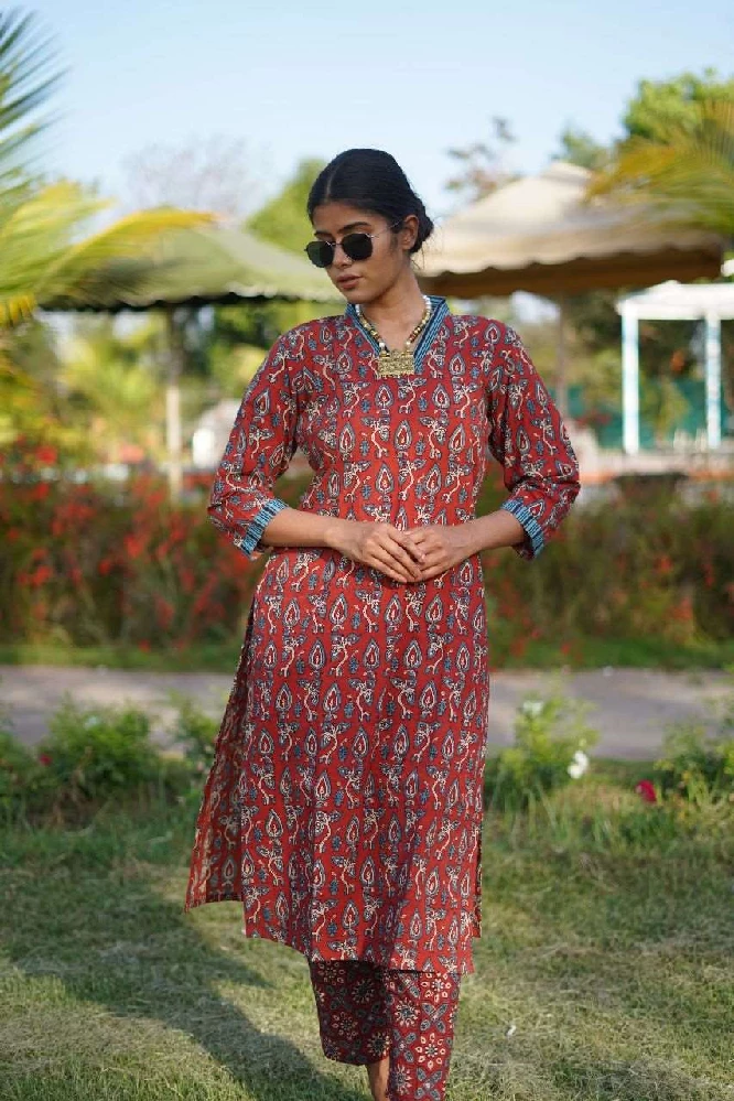Cotton Ajrakh Hand Block Print Handloom Red-Kurti - Image 3