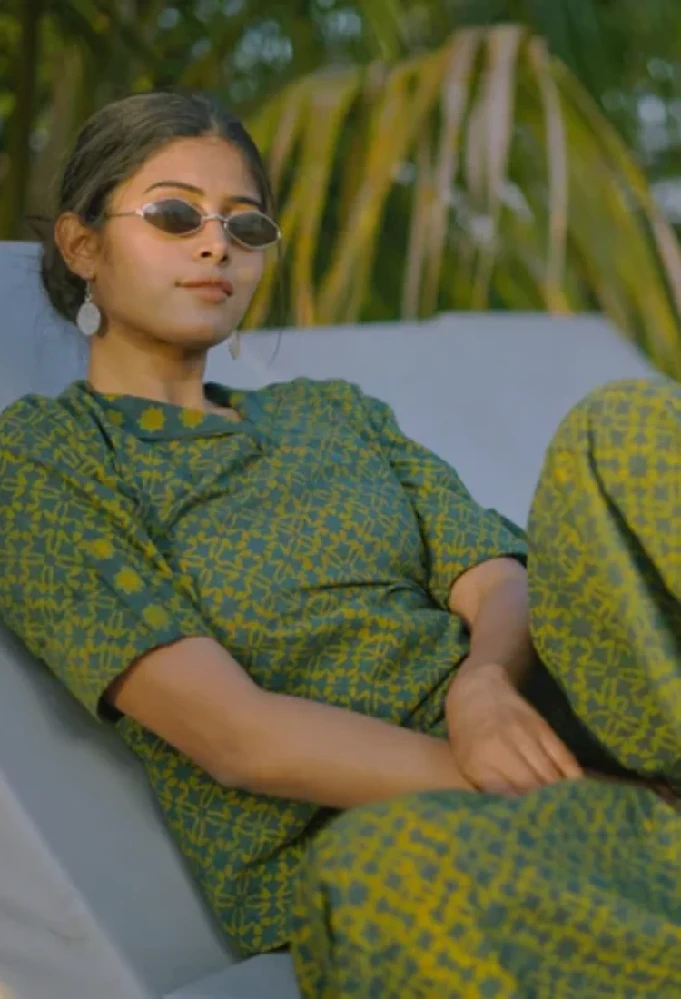 Cotton Green Handloom Kurta with Ajrakh Hand-Block Prints - Image 4