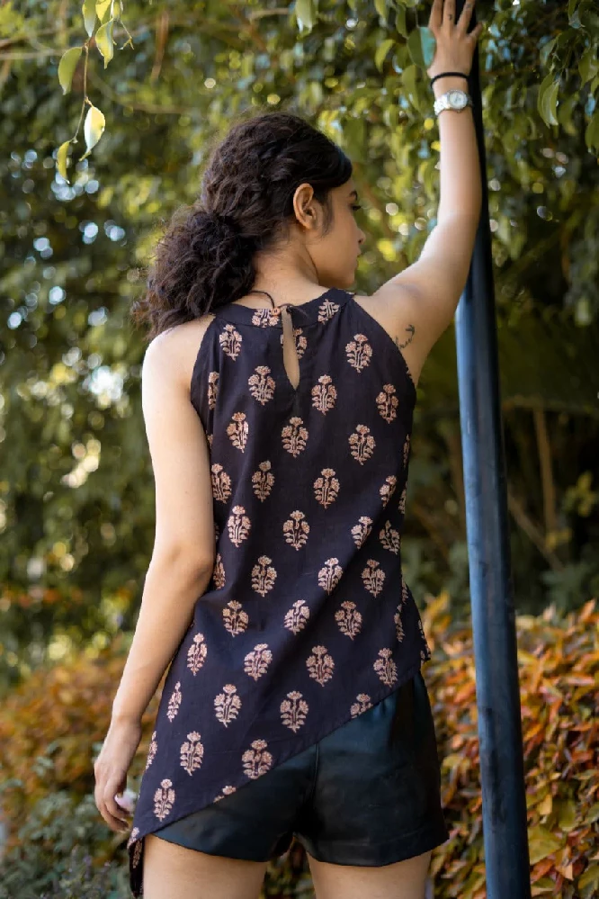 Cotton Halter-Neck Black Kurti with Brown Bagru Handblock Print - Image 5