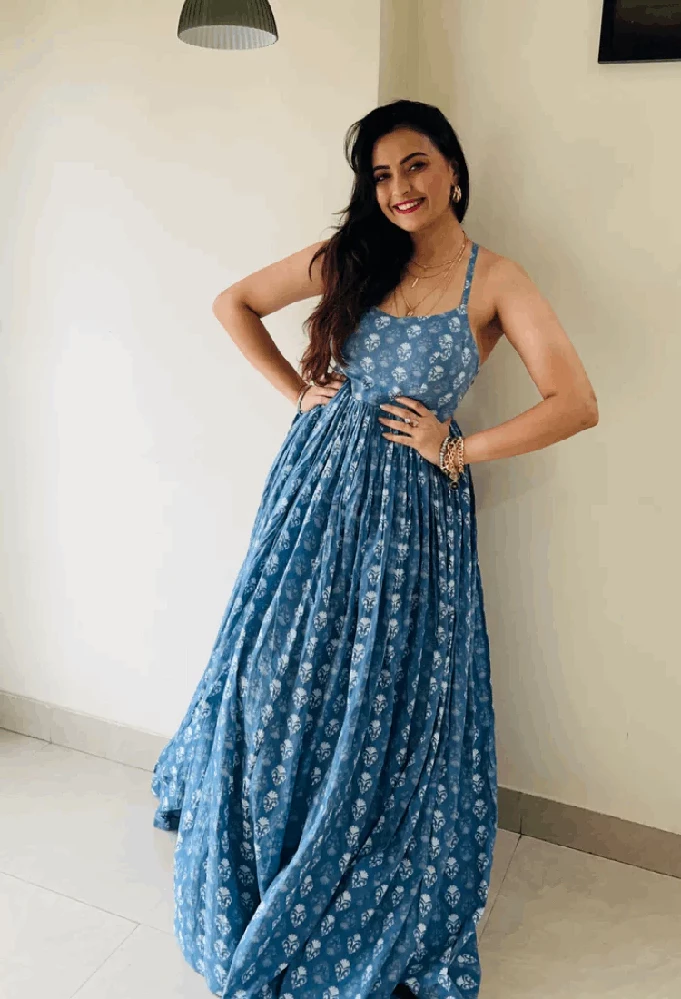 Criss Cross Backless Blue Dress - Image 4