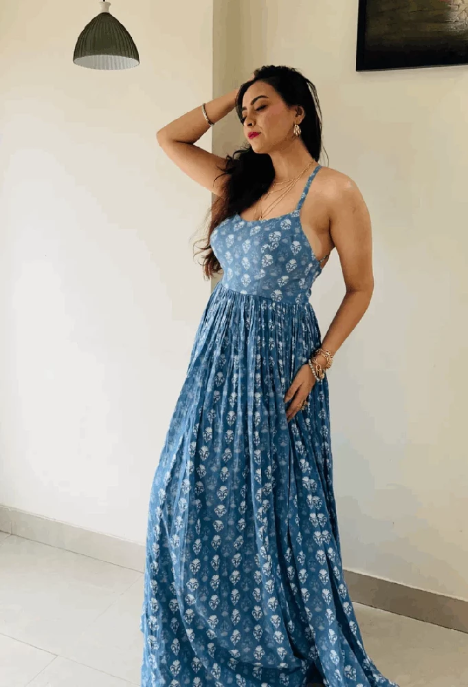Criss Cross Backless Blue Dress - Image 5