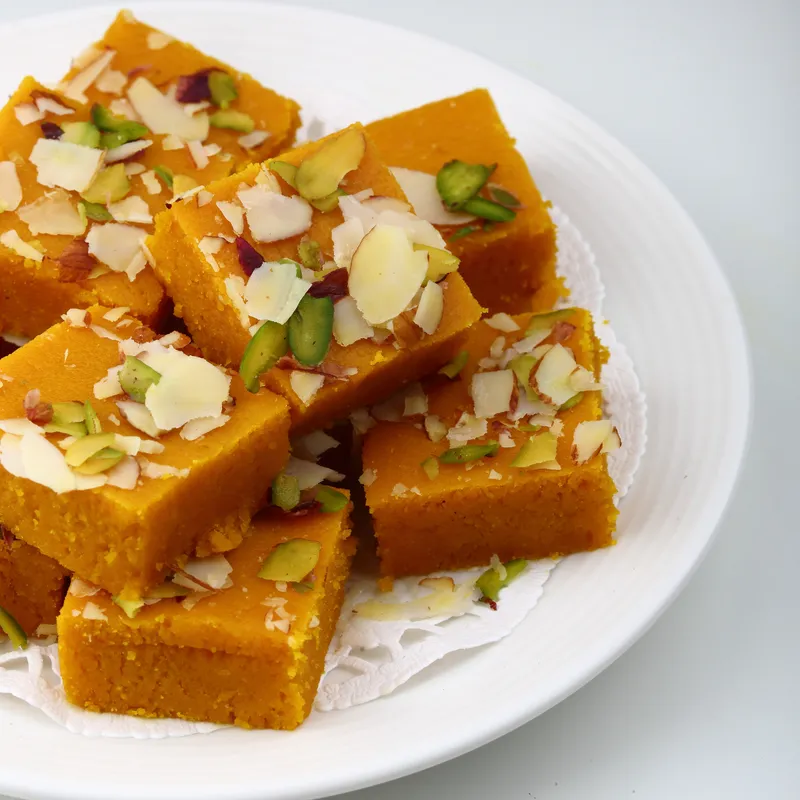 Dadus Mithai Vatika Besan Burfi Dadus Mithai Vatika Besan Burfi-Pack Size-250 g