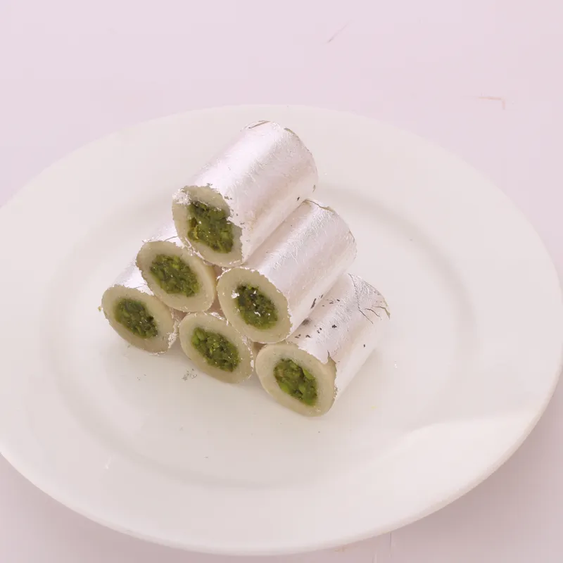 Dadus-Mithai-Vatika-Kaju-Pista-Roll-300-g-1.webp