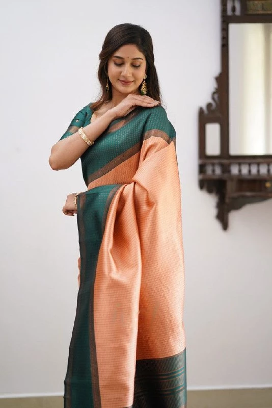 Designer Party Wear Heavy Banarasi Soft Silk Saree - Image 11