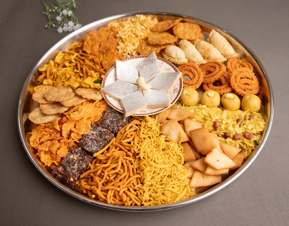 Diwali Special Gujarati Faral Hamper - Image 2