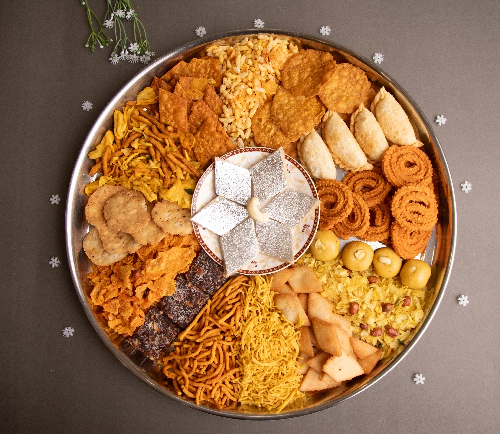 Diwali Special Gujarati Faral Hamper - Image 3
