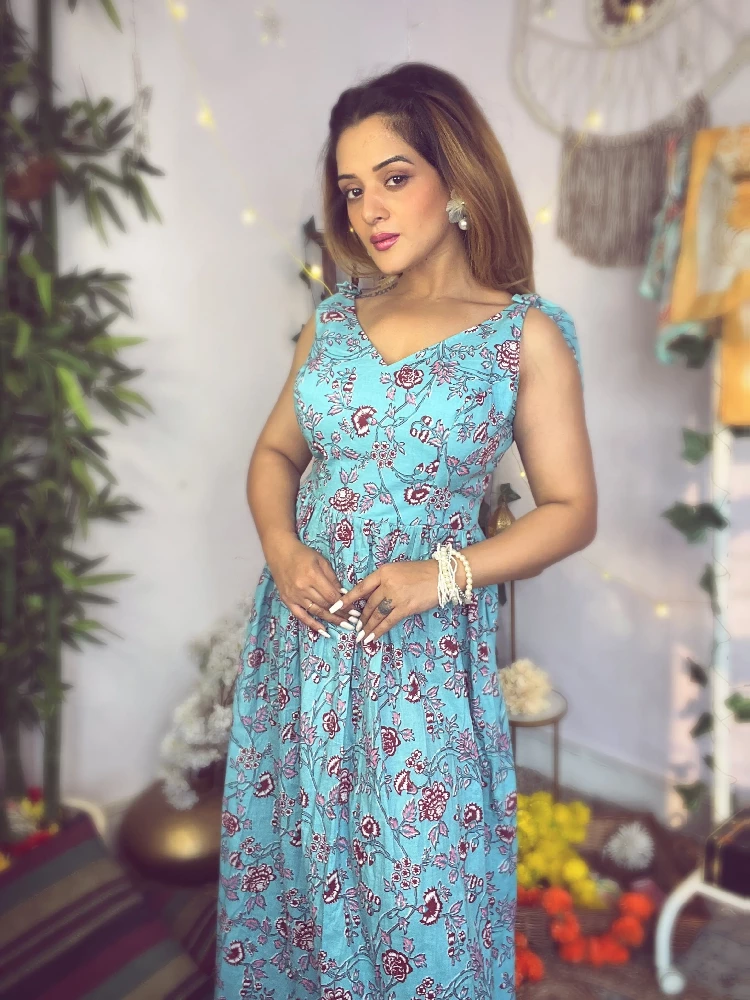 Flowy Flower Baby Blue Knot Dress - Image 3