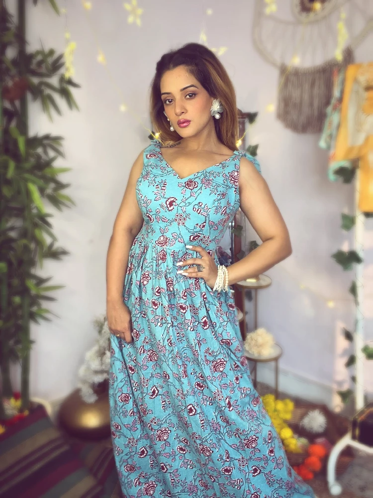 Flowy Flower Baby Blue Knot Dress - Image 4