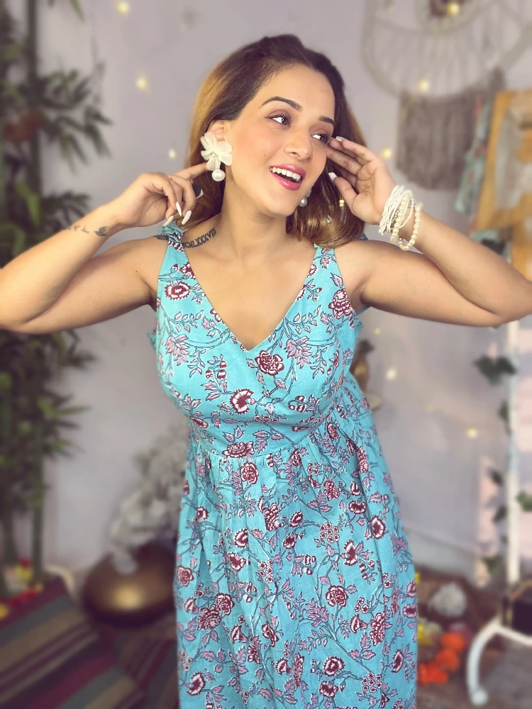 Flowy Flower Baby Blue Knot Dress - Image 5