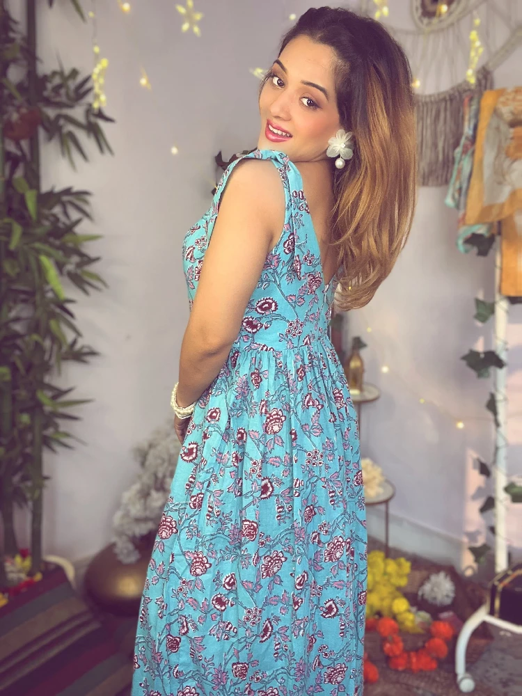 Flowy Flower Baby Blue Knot Dress - Image 6
