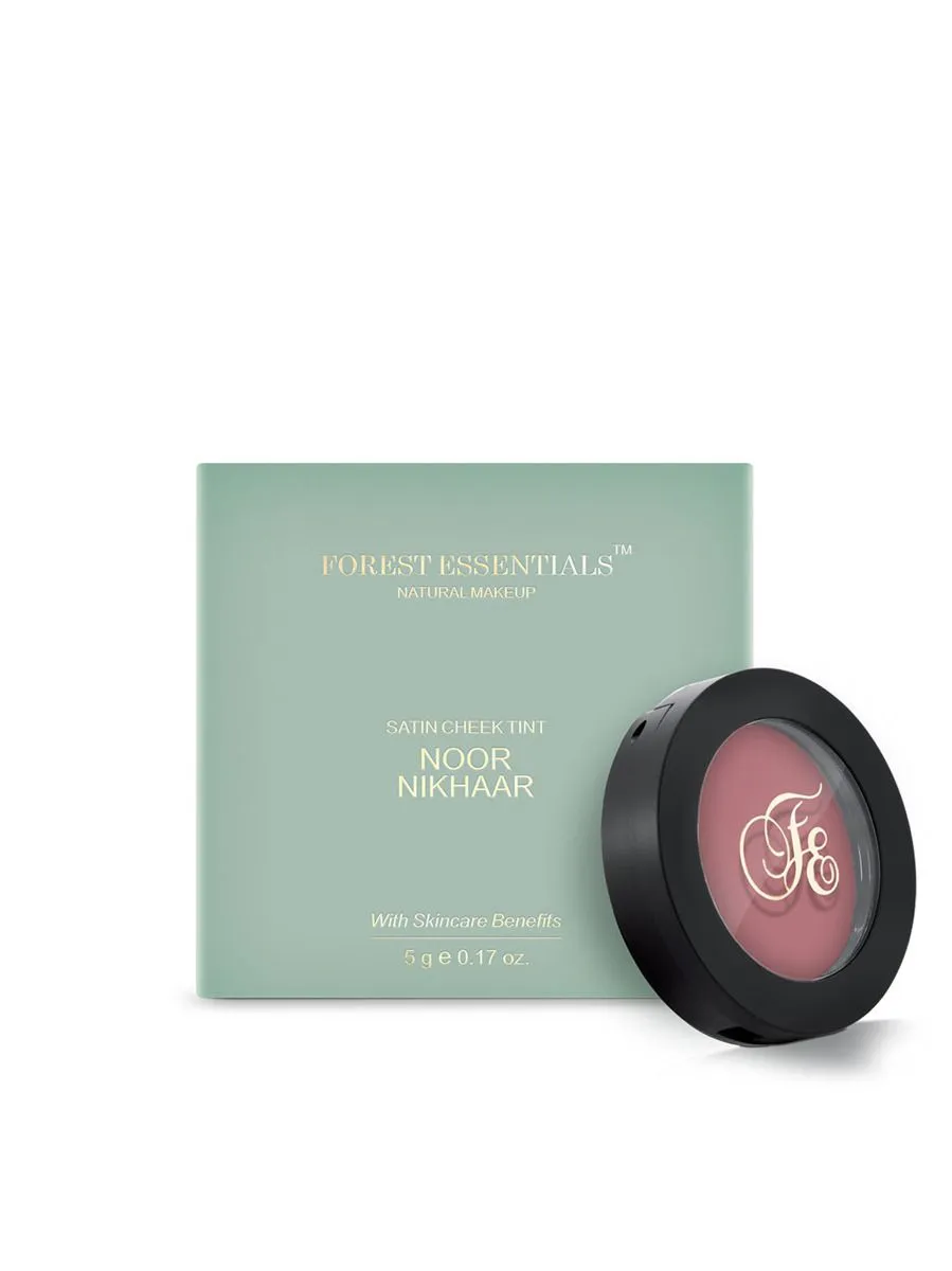 Forest-Essentials-Noor-Nikhaar-Satin-Cheek-Tint-Gulaabi---Pink-5-g-4.webp
