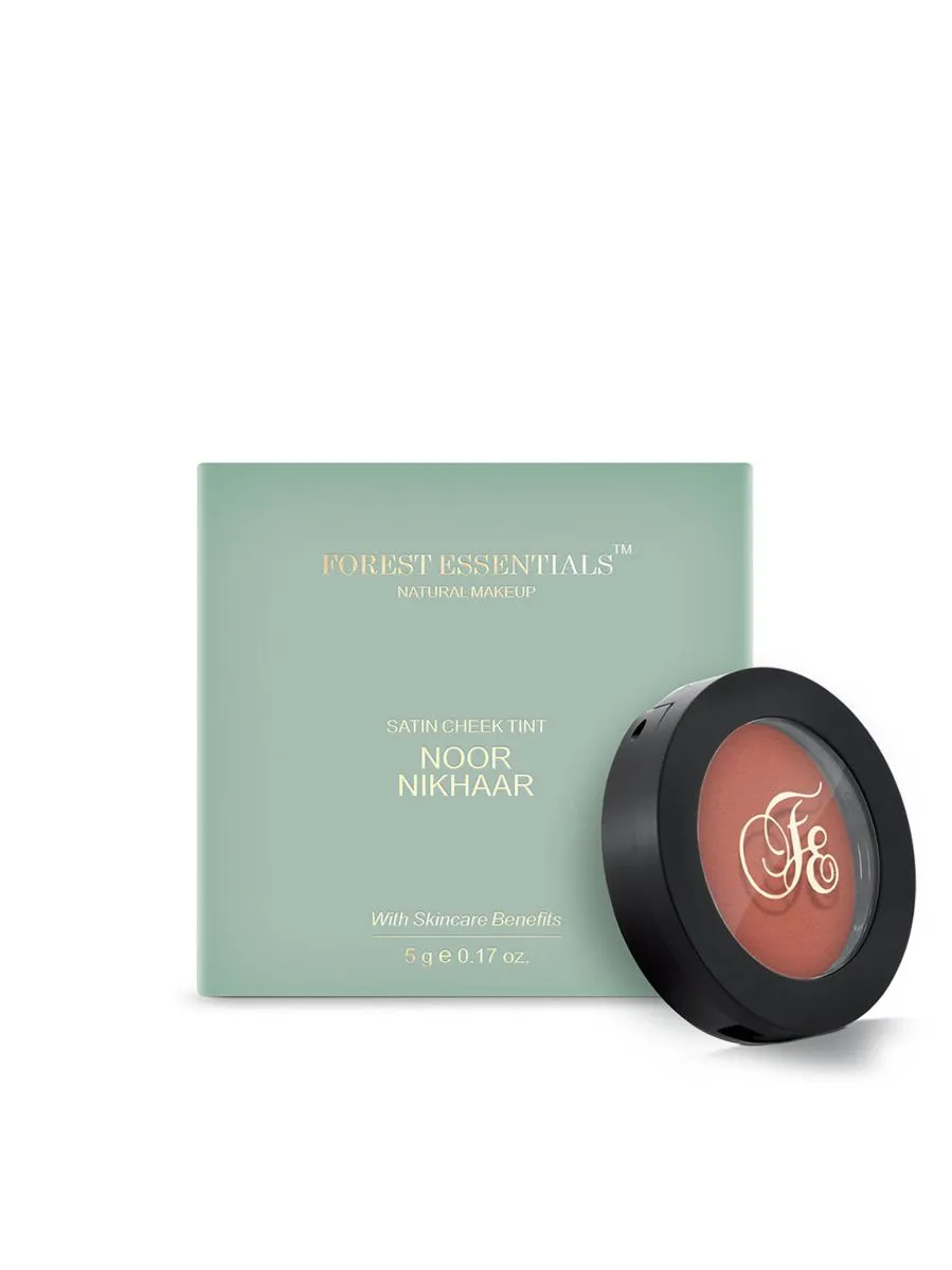 Forest Essentials Noor Nikhaar Satin Cheek Tint Khubani - Peach - Image 4