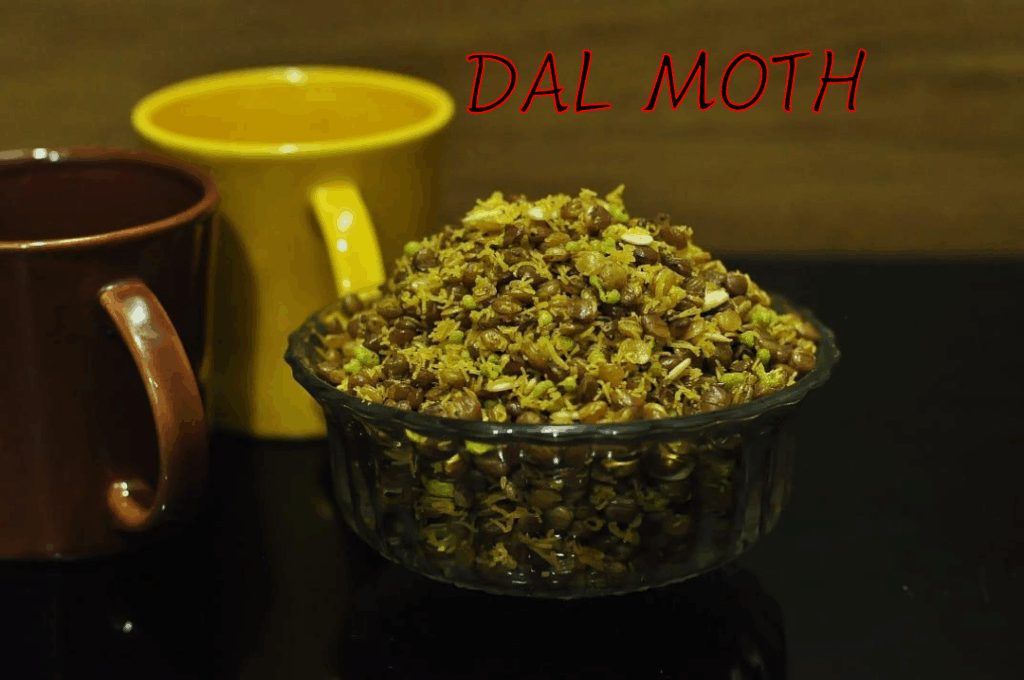 Ganesh Gruh Udyog Dal Moth Ganesh Gruh Udyog Dal Moth-Pack Size-200 g