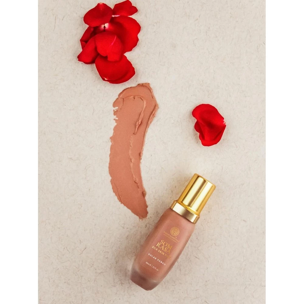 Forest Essentials Gulaab Pankh Som Rasa Silk Skin Tint - Image 5