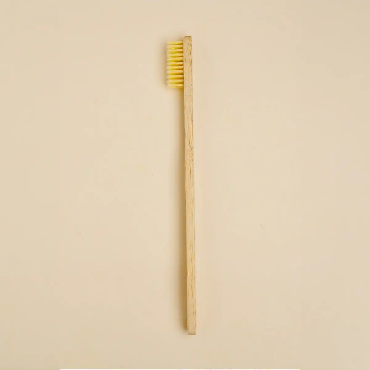 Isha-Life-Bamboo-Toothbrush-for-Adults-20-g-2.webp