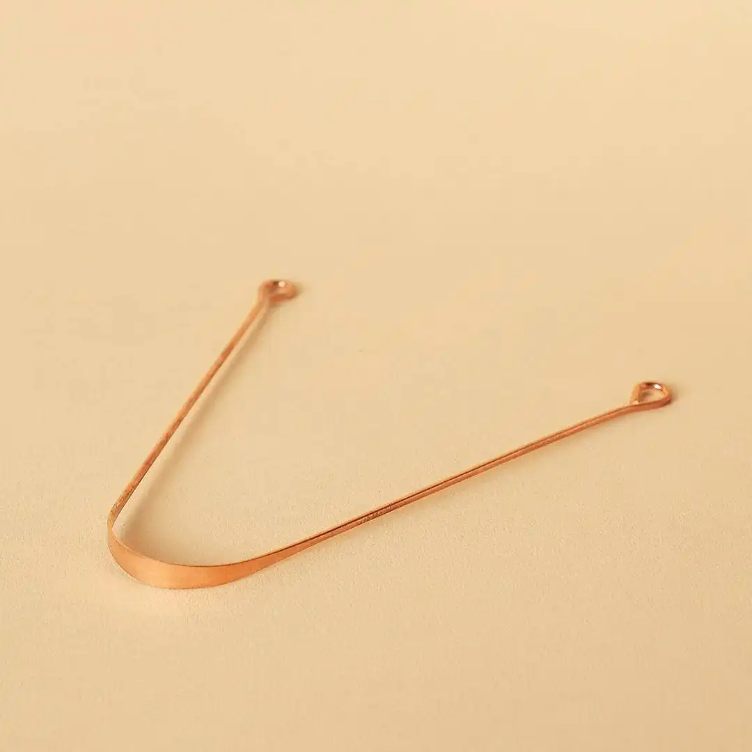 Isha-Life-Copper-Tongue-Cleaner---Tongue-Scraper-For-Oral-Hygiene-28-g-2.webp