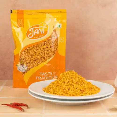 Jani Farsan Thikkhi Sev Jani Farsan Thikkhi Sev-Pack Size-200 g