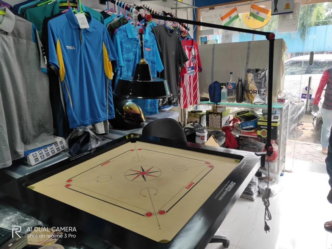 KD-Sports-Professional-Portable-Carrom-Board-Lamp-Shade-4000-g-2.webp