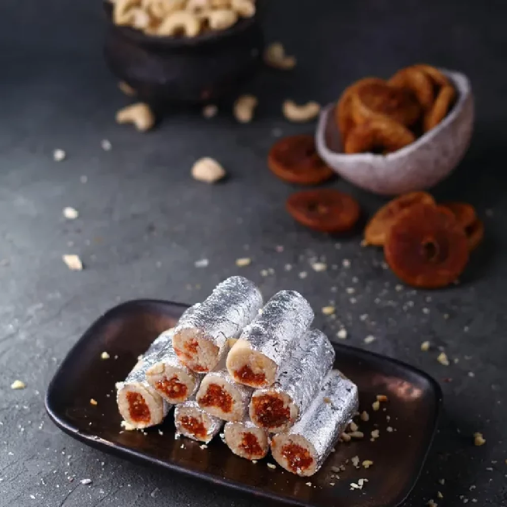 Kaju Anjeer Roll