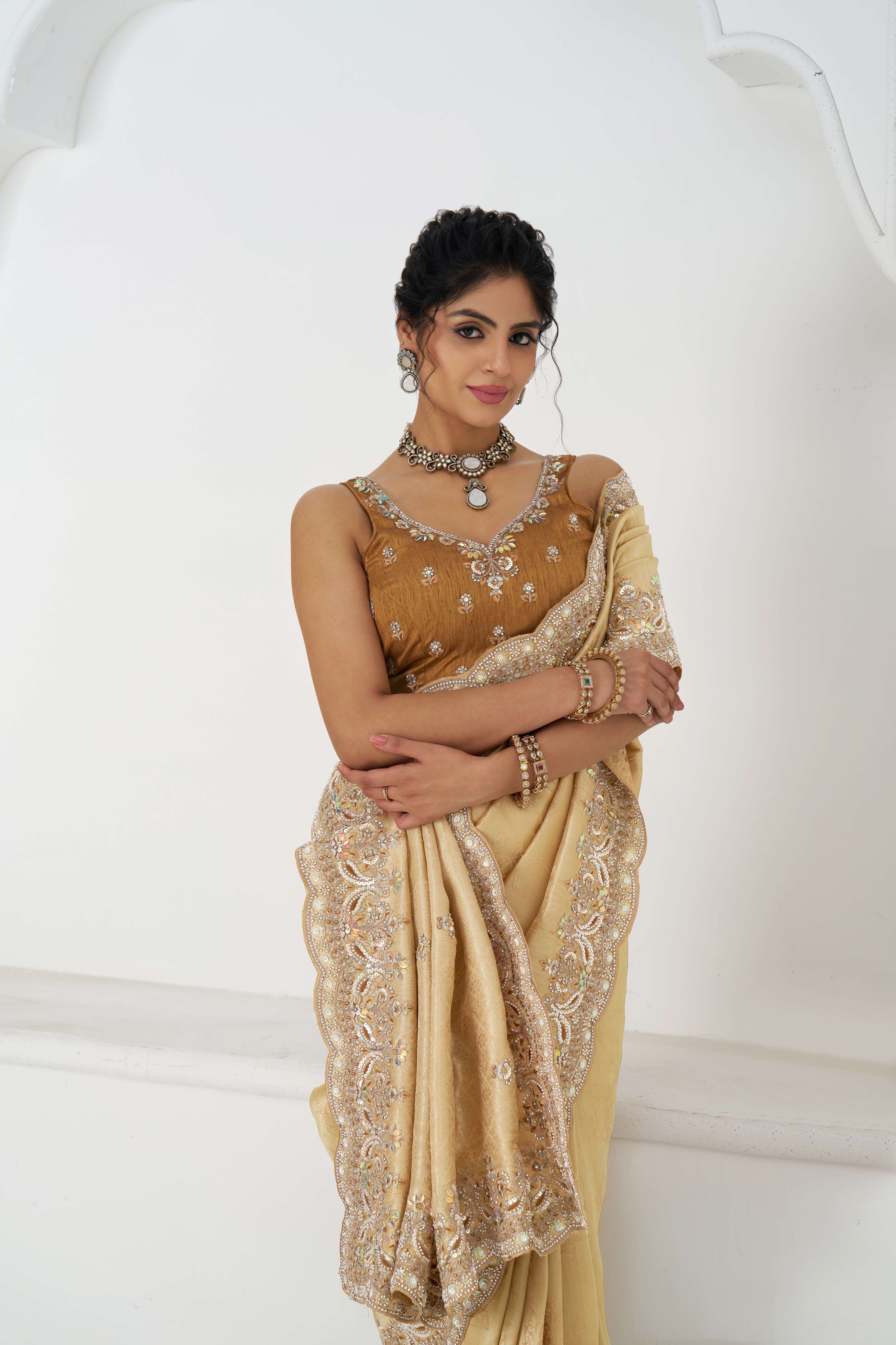 Kesar Fab Golden Elegance Dola Silk Saree with Sequins & Bead Embroidery - Image 2