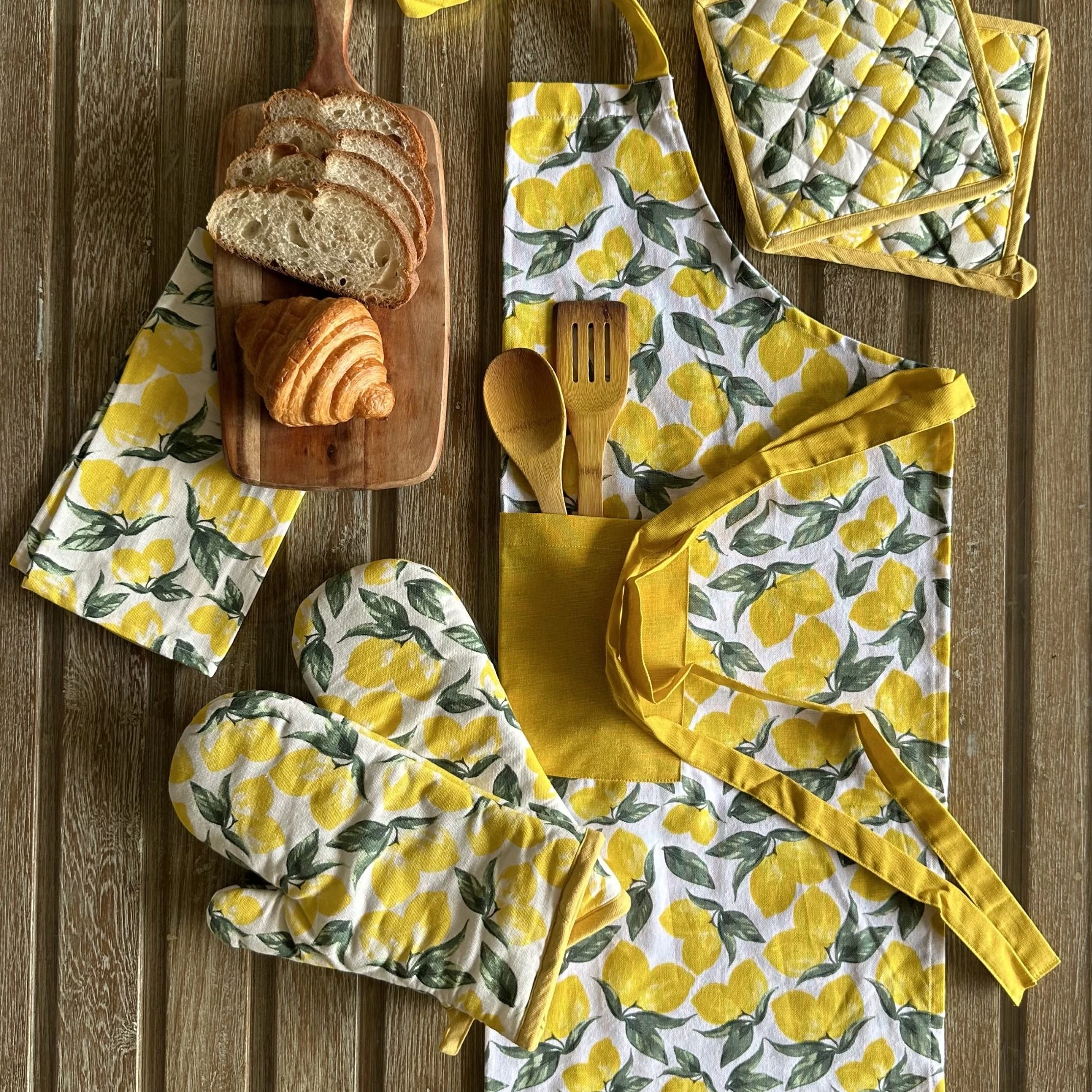 Oak & Lily Combo Set of Lemon Yellow Print Apron, Microwave Oven Mittens & Pot Holders Oak & Lily Combo Set of Lemon Yellow Print Apron, Microwave Oven Mittens & Pot Holders-Pack Size-Set of 5 Pc