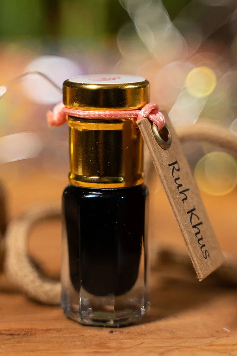 M-L-Ramnarain-Perfumers-Ruh-Khus-100-Natural-2-5-g-2.webp