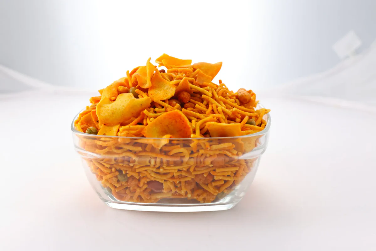 M M Mithaiwala Papdi Farsan M M Mithaiwala Papdi Farsan-Pack Size-1000 g