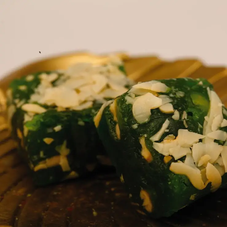M M Mithaiwala Special Green Badami Halwa M M Mithaiwala Special Green Badami Halwa-Pack Size-1000 g