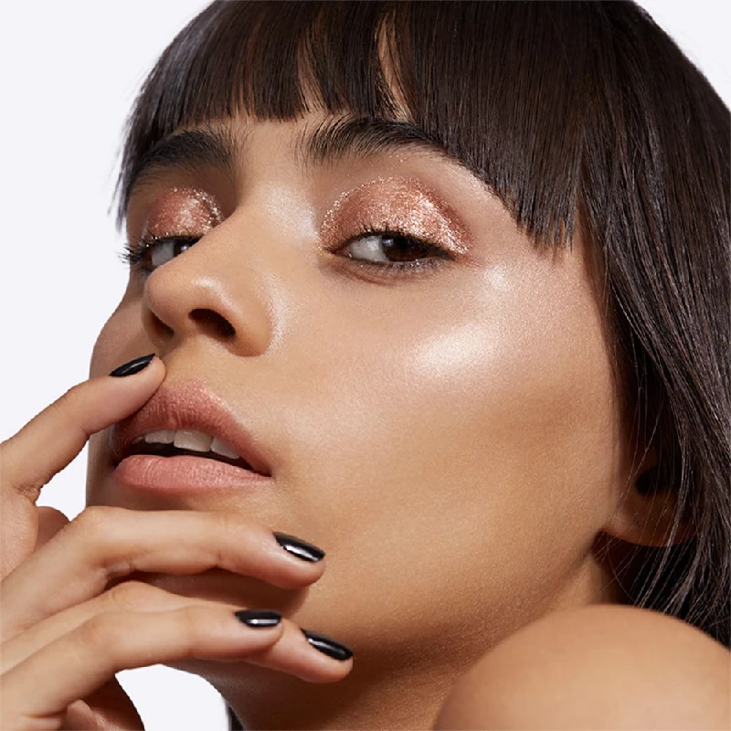 M.A.C Strobe Cream-lluminating Moisturizer & Liquid Highlighter - Image 4