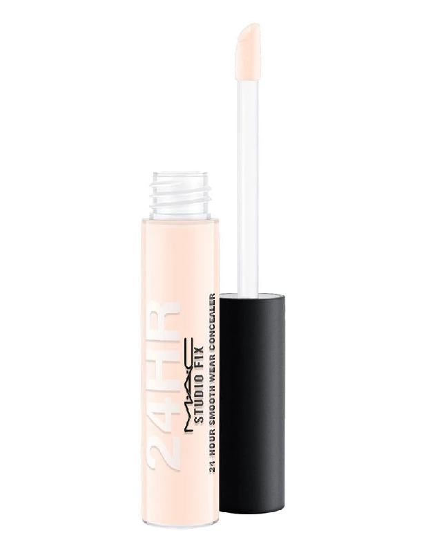 M.A.C Studio Fix 24-Hour Smooth Wear Concealer - Image 49