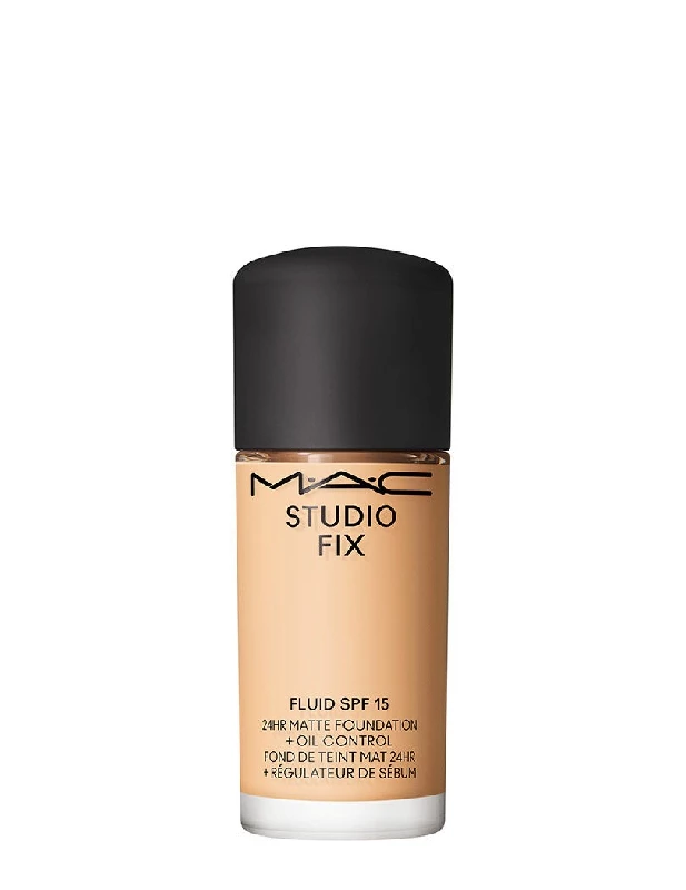 M.A.C Studio Fix Fluid SPF 15 Mini Soft Matte Foundation With Hyaluronic Acid