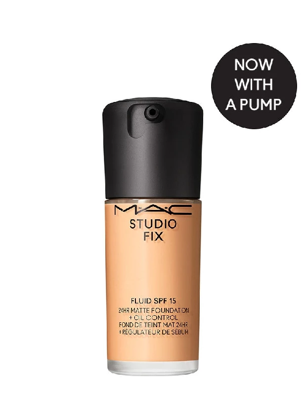 M.A.C Studio Fix Fluid SPF 15 Soft Matte Foundation