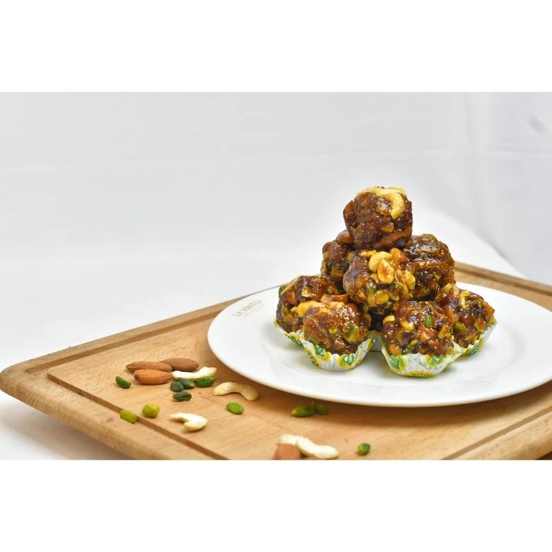 Mahendra Mithaiwala Special Dry Fruit Ladoo - Image 2
