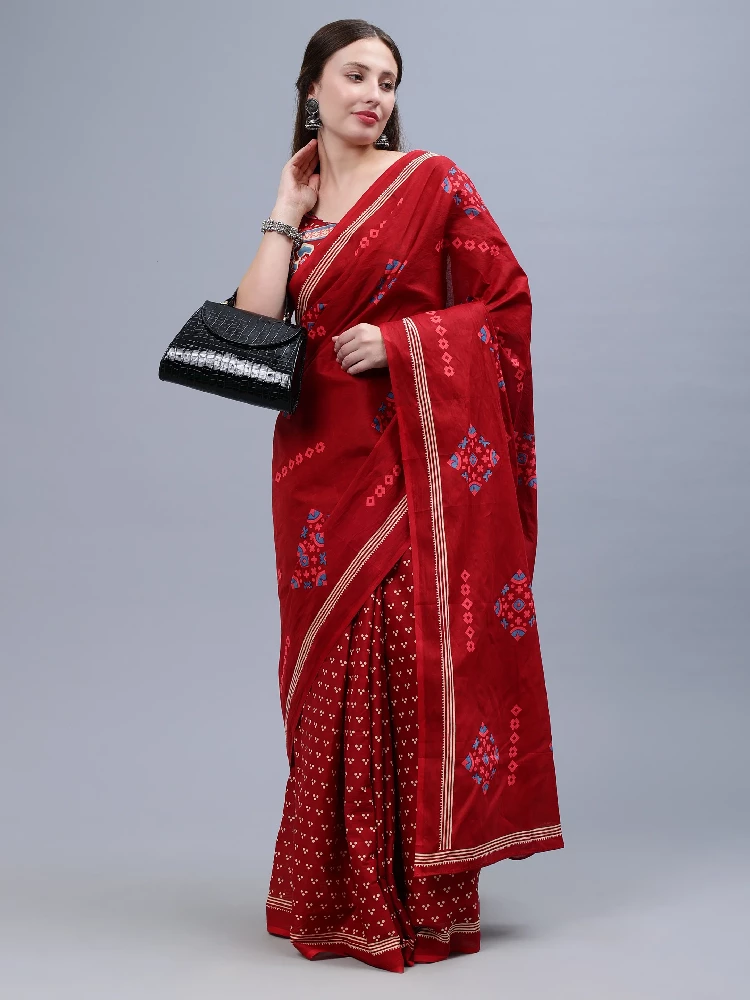Maroon Printed Malmal Cotton Saree - Image 5