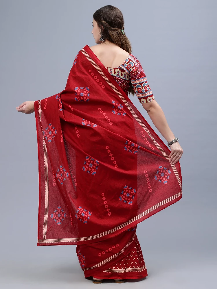 Maroon Printed Malmal Cotton Saree - Image 6