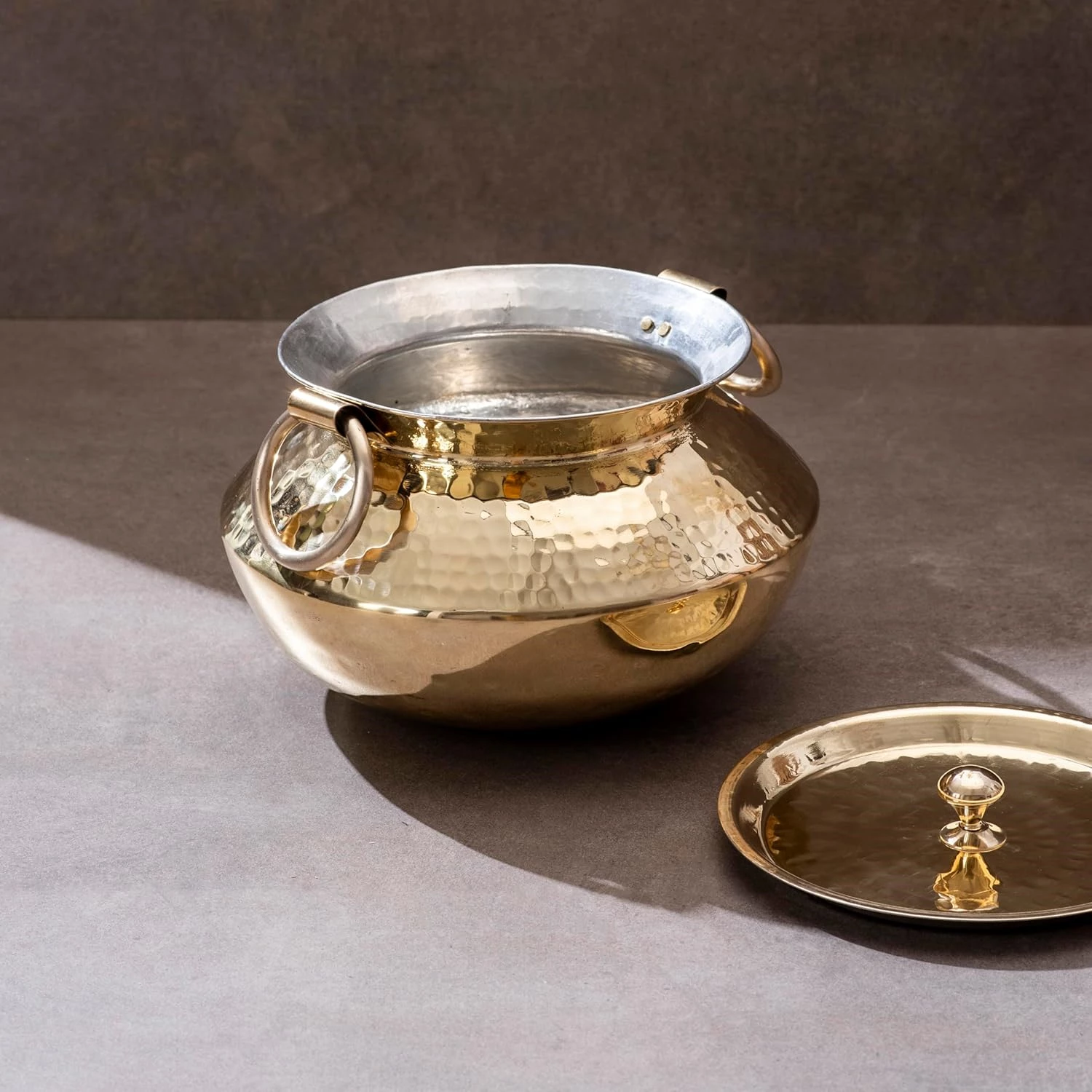 P Tal Brass Patili With Lid And Handle